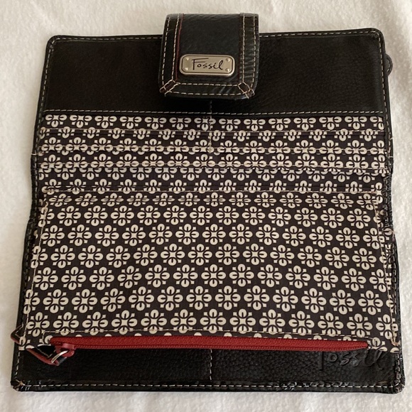 Vintage Fossil Wallet - Picture 5 of 10